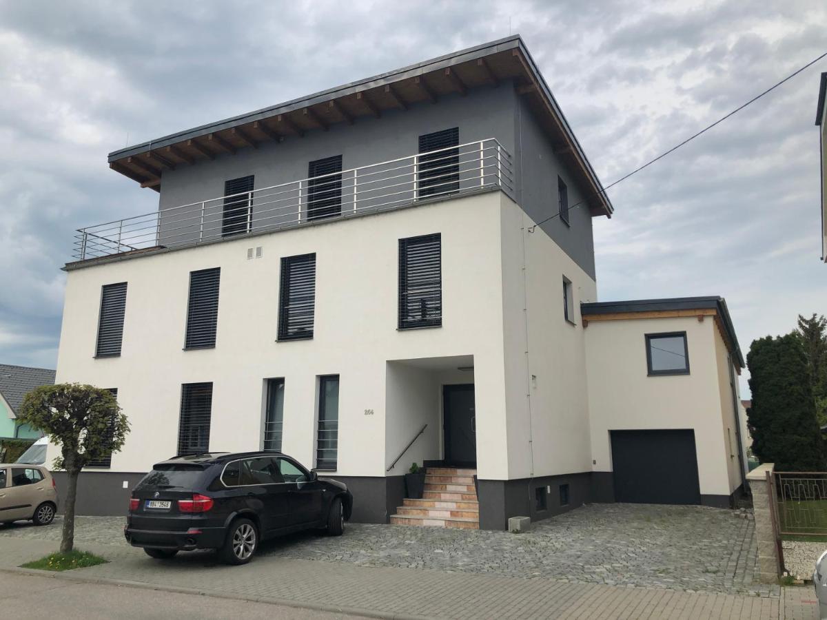 ANICO apartmány Dolni Benesov Esterno foto